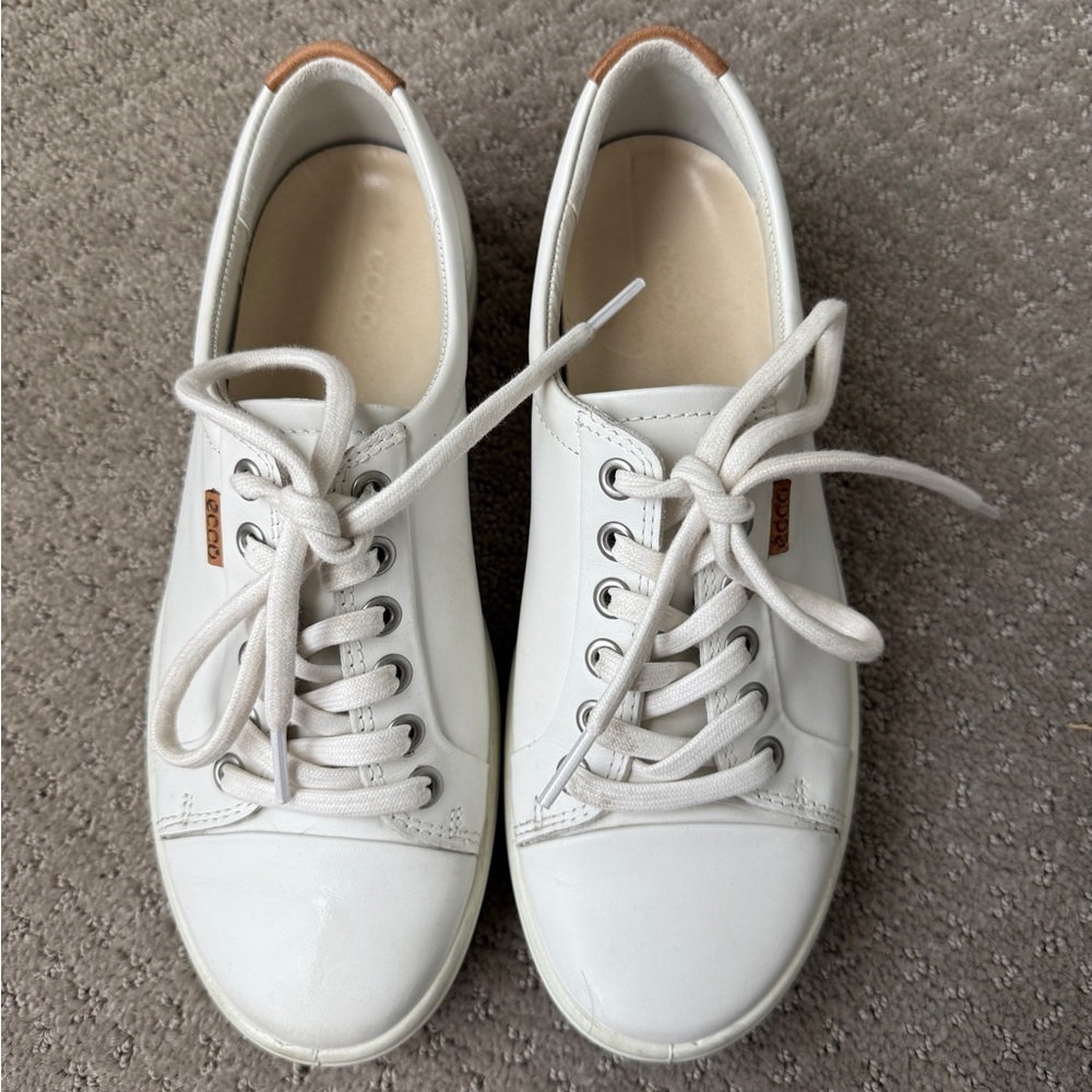 Ecco Women’s Soft 7 Sneakers